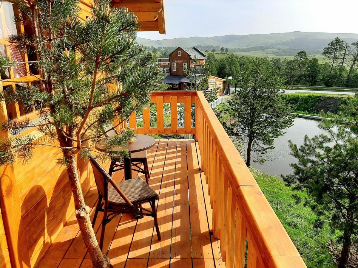 El Paso City, Zlatibor - Unique Wooden Cottages, Treehouse, Wild West Rooms, Accommodation 1-6 People מראה חיצוני תמונה