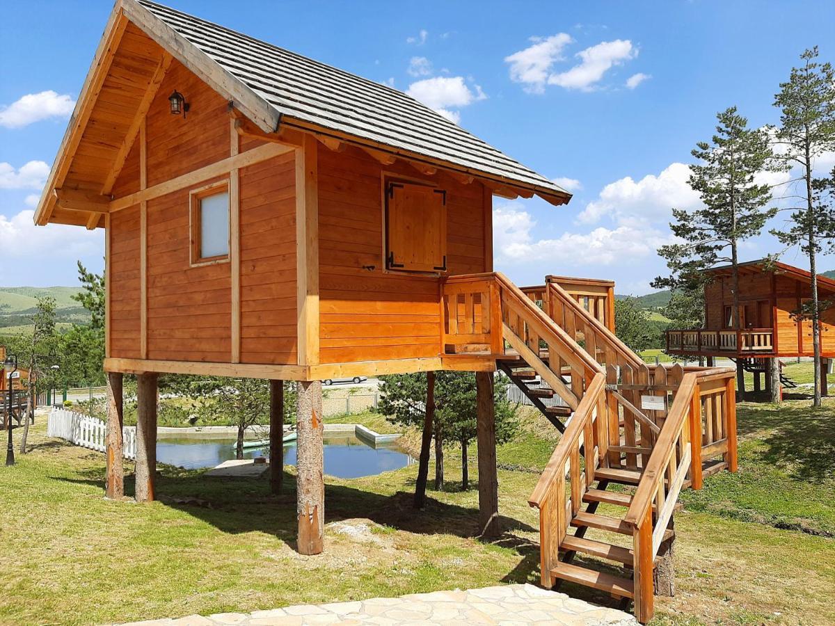 El Paso City, Zlatibor - Unique Wooden Cottages, Treehouse, Wild West Rooms, Accommodation 1-6 People מראה חיצוני תמונה