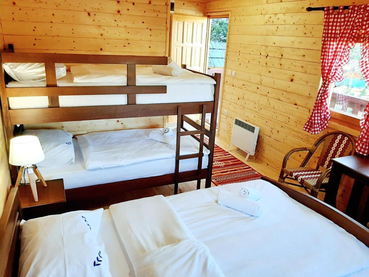 El Paso City, Zlatibor - Unique Wooden Cottages, Treehouse, Wild West Rooms, Accommodation 1-6 People מראה חיצוני תמונה